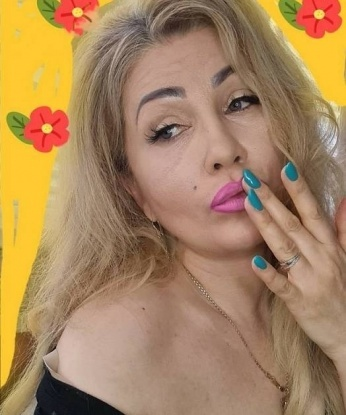 Живу в Москве, воплотим все твои мечты! У меня есть все, что тебе нужно: красивое лицо, стройное тело, обворожительные глаза и нежные губы. Ты не сможешь устоять перед моими соблазнительными формами. Я предлагаю широкий спектр услуг: классический секс, минет без презерватива, эротический массаж, секс игрушки и многое другое. Разреши мне выполнить все твои сексуальные желания и жажды. Мои клиенты говорят, что я - секс-богиня, которая источает чувственность и яркость. Доверься мне и ты не пожалеешь! Жду твоего звонка, чтобы сделать твою ночь незабываемой. 🌹💋💦🔥💥🚀 Ариночка
